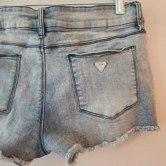 Guess distressed shorts - Picture 5 of 6